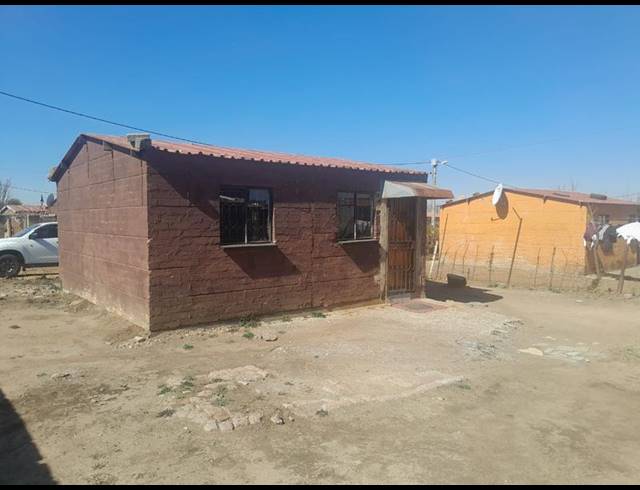 2 BEDROOM HOUSE FOR SALE IN PALM RIDGE